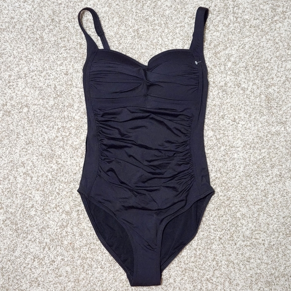 Sea Level Australia Twist Front Multifit Swimsuit - Picture 6 of 10